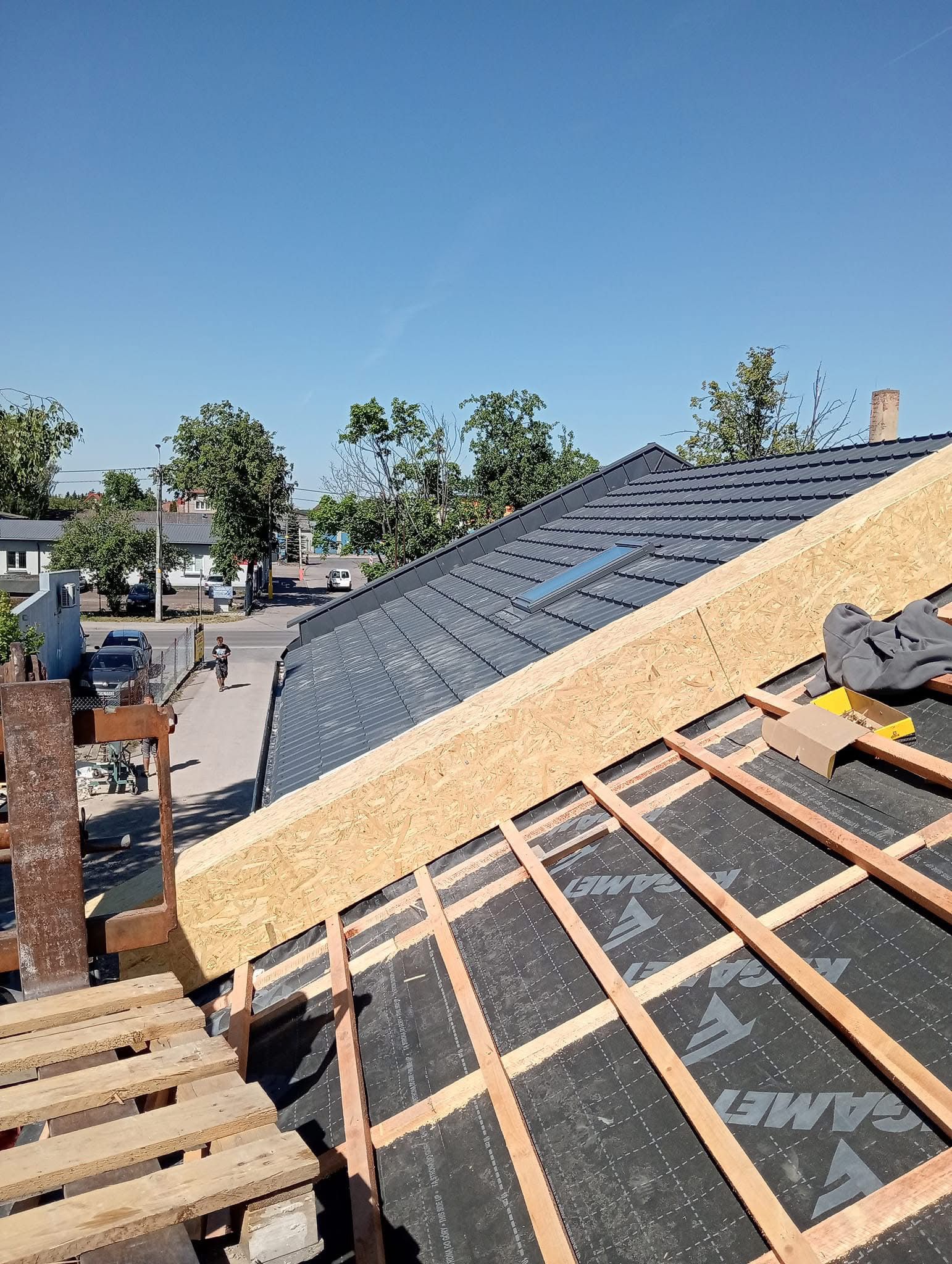 Roof Construction Photo 5